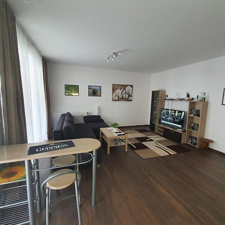 Park West Apartment - Free Parking Budapest Ngoại thất bức ảnh