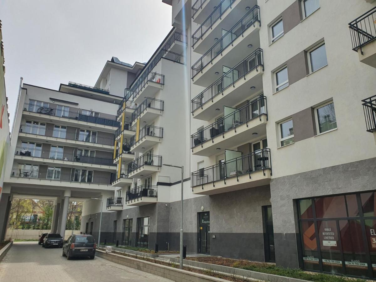 Park West Apartment - Free Parking Budapest Ngoại thất bức ảnh