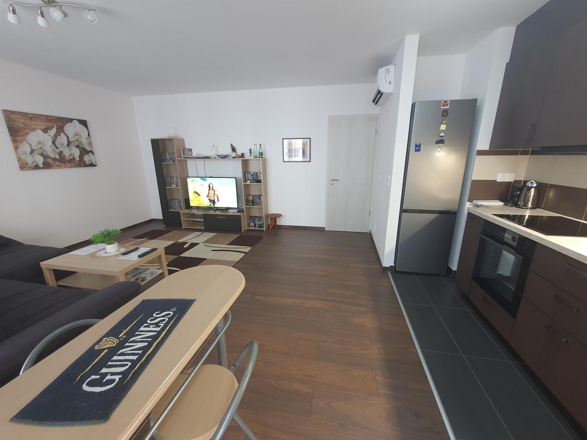 Park West Apartment - Free Parking Budapest Ngoại thất bức ảnh